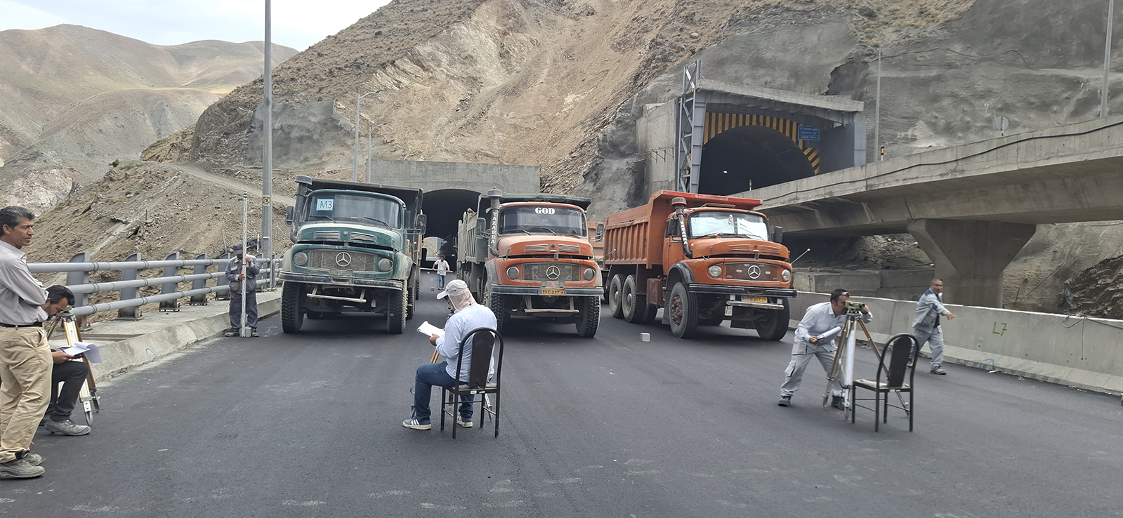 انجام موفق آزمایش بارگذاری پل های شماره 30، 31 و 32 آزاد راه تهران- شمال در آستانه افتتاح قریب الوقوع باند شرقی منطقه 2 این محور